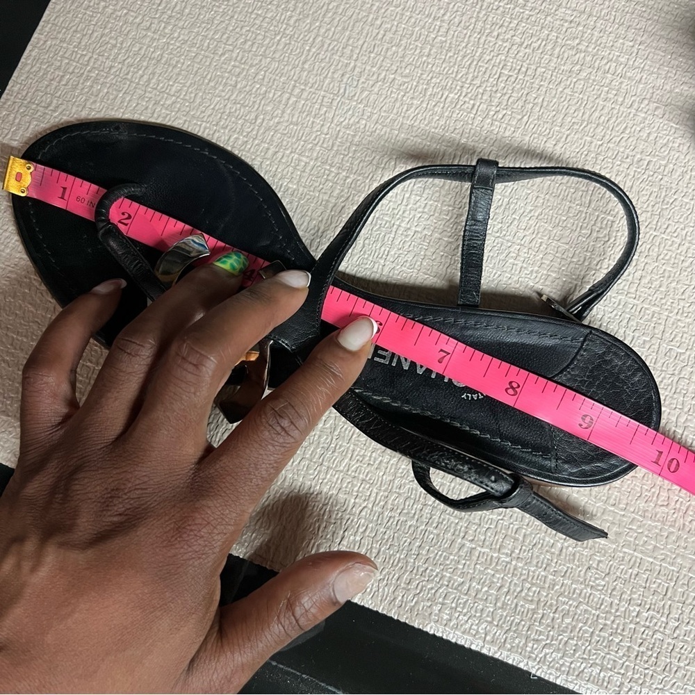 Chanel | Logo sandals - Picture 12 of 13